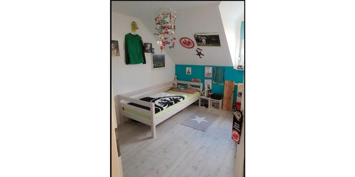 Doppelhaushälfte Gründau - 6 Zimmer, 142 m&sup2;, 429.000&euro; | Angebot:26317042