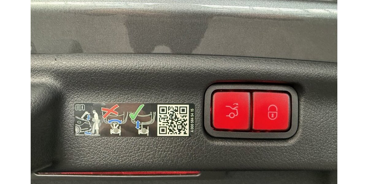 Mercedes-Benz C 200 AMG PREMIUM DISTRONIC-STANDHEIZ.-PANORAMA! 16.170 km 45.849 &euro; Groß-Umstadt 64823