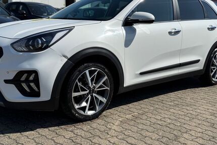 Kia Niro 310.256 km 7.999 &euro; Hanau 63452