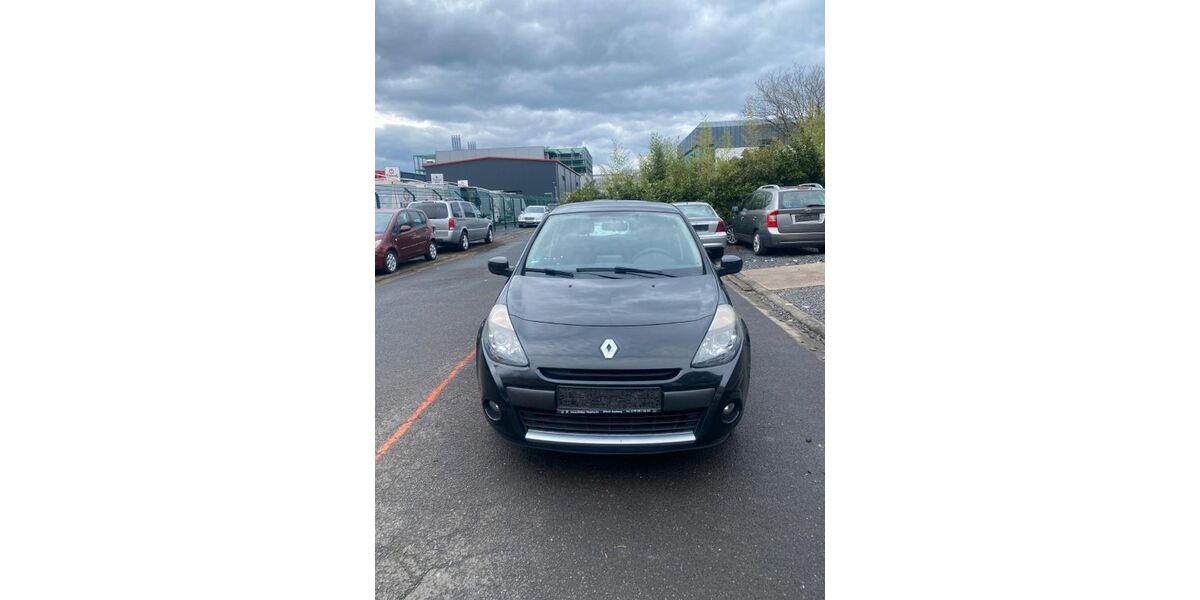 Renault Clio 202.000 km 1.799 &euro; Hanau 63457