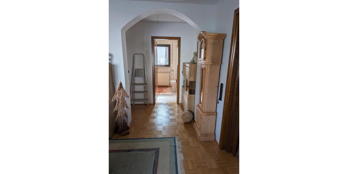 Erdgeschoßwohnung Babenhausen - 3 Zimmer, 90 m&sup2;, 850&euro; | Angebot:26234354