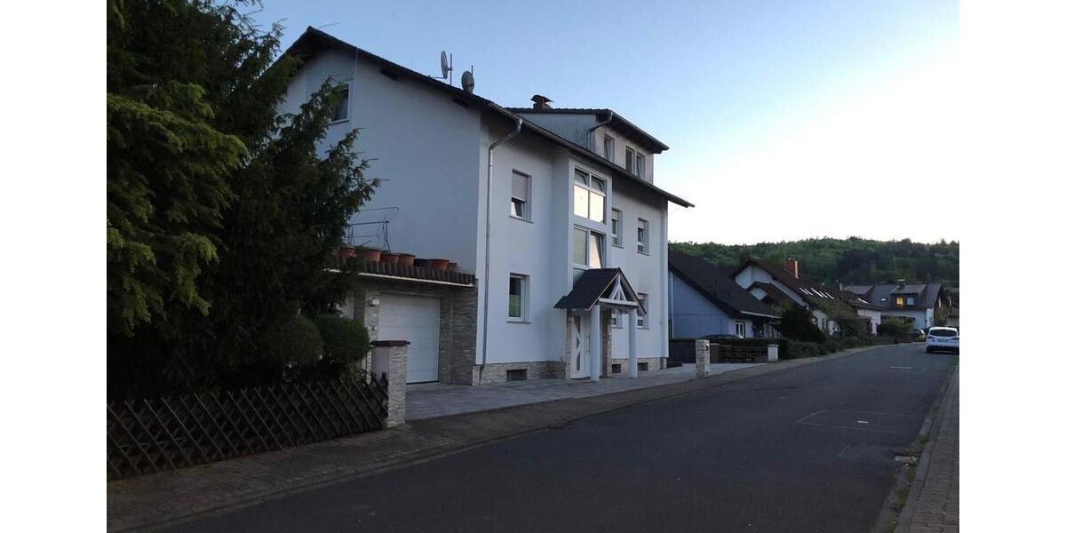 Maisonettenwohnung Breuberg - 3.5 Zimmer, 135 m&sup2;, 235.000&euro; | Angebot:25637631