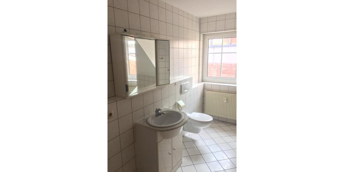 Dachgeschoßwohnung Obernburg am Main - 3 Zimmer, 86 m&sup2;, 860&euro; | Angebot:25432012