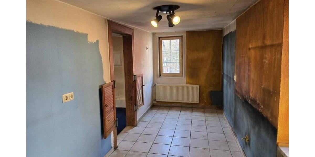 Einfamilienhaus Breuberg / Neustadt Neustadt - 4 Zimmer, 95 m&sup2;, 125.000&euro; | Angebot:25667643