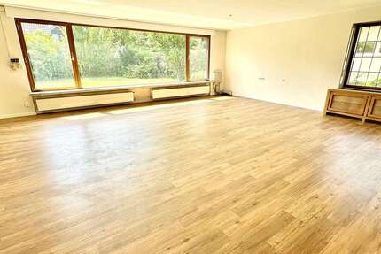 Wohnung Hanau Kesselstadt - 3 Zimmer, 135 m&sup2;, 1.500&euro; | Angebot:26047972