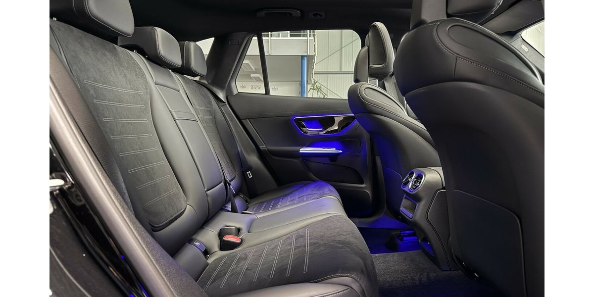 Mercedes-Benz GLC 300 4M AMG PREMIUM STANDHEIZUNG - DISTRONIC! 23.425 km 59.699 &euro; Groß-Umstadt 64823