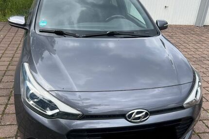 Hyundai i20 83.500 km 7.249 &euro; Gelnhausen 63571