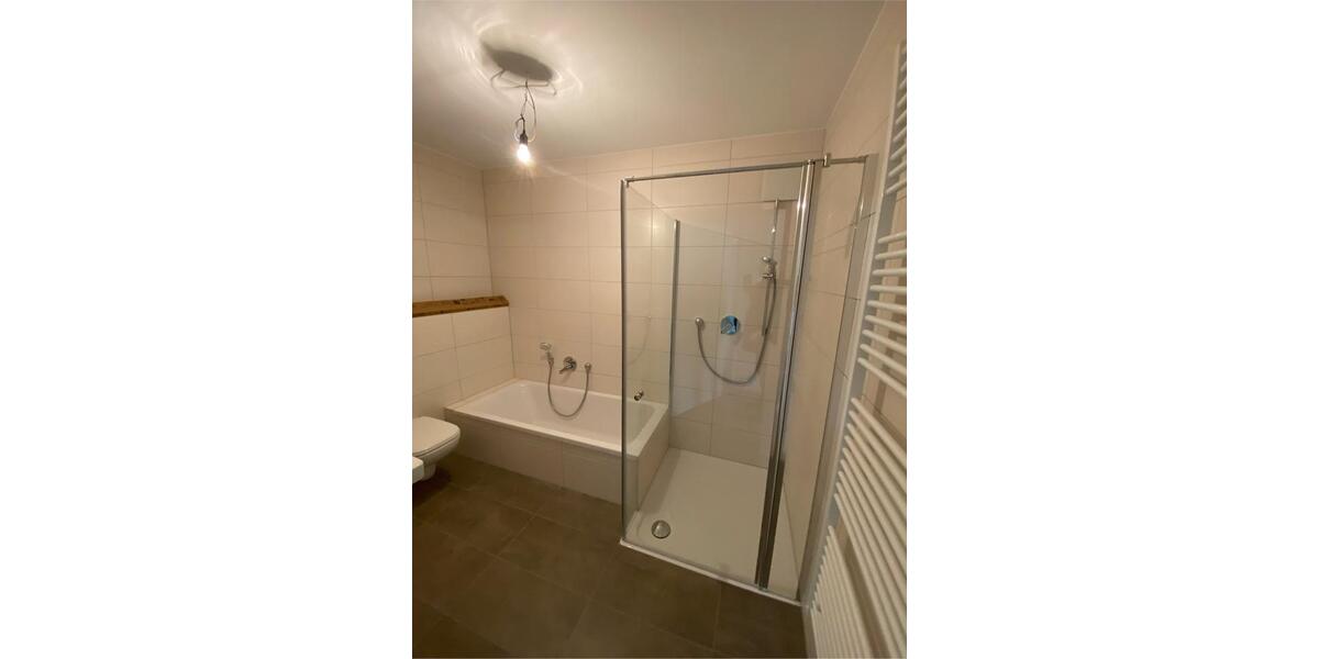 Etagenwohnung Erlenbach am Main - 3 Zimmer, 81 m&sup2;, 1.050&euro; | Angebot:24437826