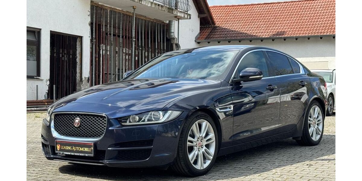 Jaguar XE 127.200 km 9.800 &euro; Dieburg 64807
