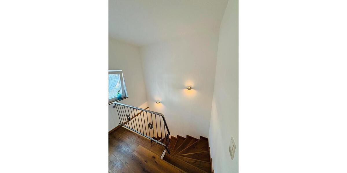 Bungalow Aschaffenburg Damm - 5 Zimmer, 185 m&sup2;, 999.000&euro; | Angebot:26291274