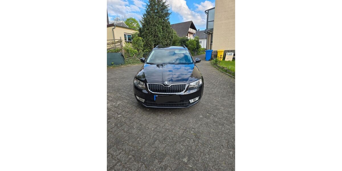 Skoda Octavia 112.000 km 10.000 &euro; Gelnhausen 63571