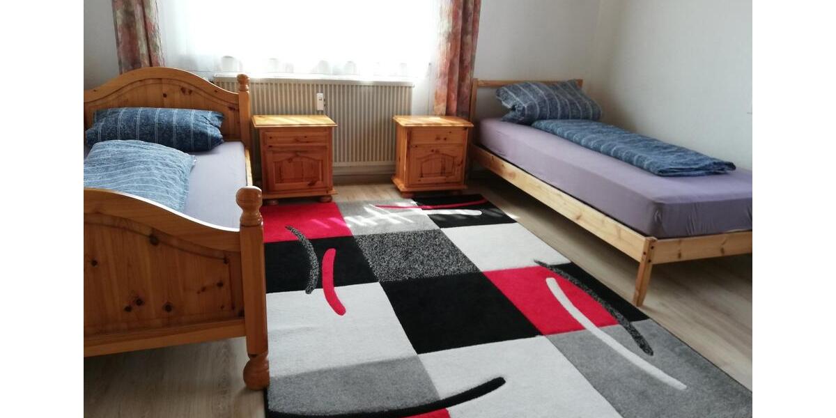 Etagenwohnung Hasselroth - 12 Zimmer, 100 m&sup2;, 18&euro; | Angebot:25056833