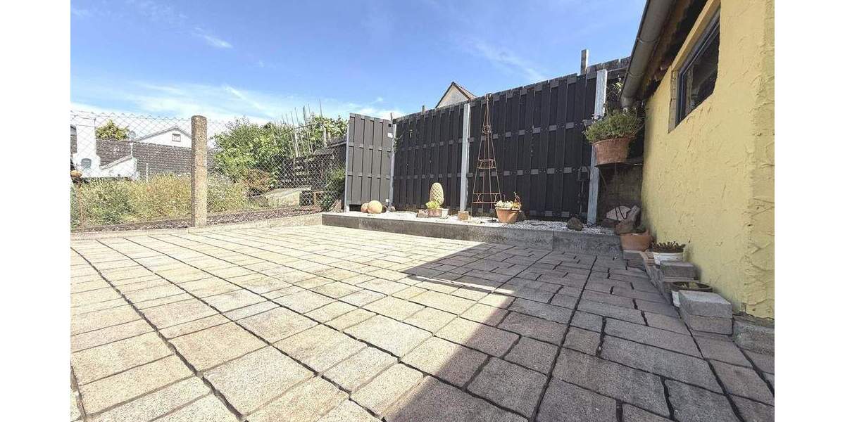 Einfamilienhaus Ronneburg Hüttengesäß - 3 Zimmer, 105 m&sup2;, 329.000&euro; | Angebot:25778722