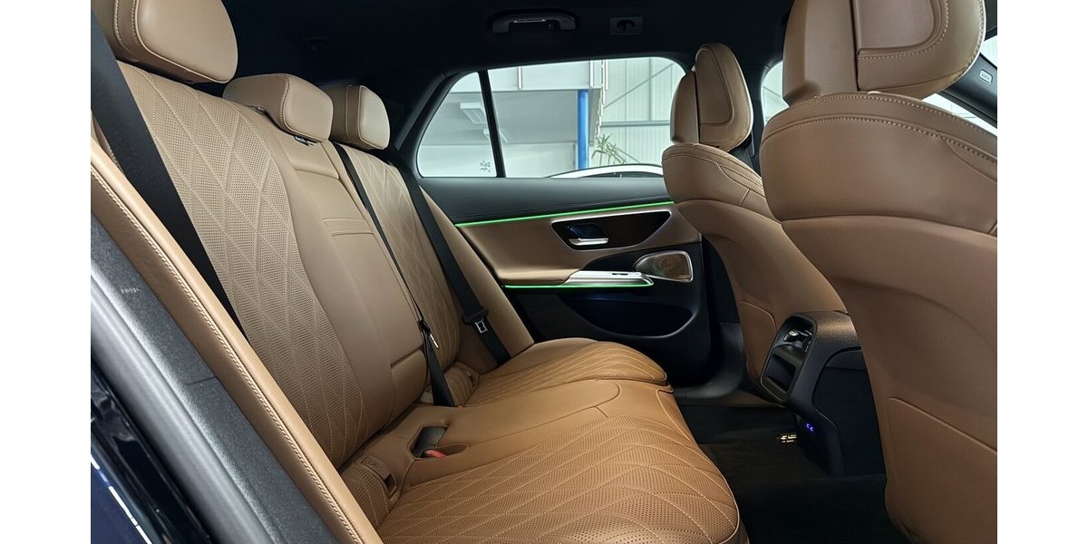 Mercedes-Benz E 300 T de 4M AMG NP:108.510 SUPERSCREEN-AIRMAT. 4.659 km 62.990 &euro; Groß-Umstadt 64823