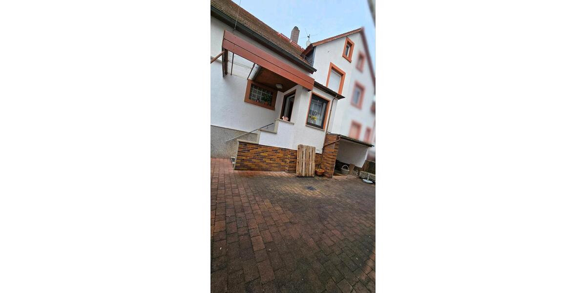 Einfamilienhaus Breuberg - 4.5 Zimmer, 150 m&sup2;, 1.200&euro; | Angebot:25261085