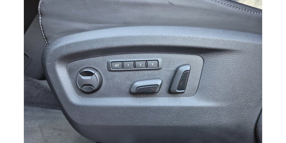 VW T6.1 Multivan Generation Six FWD Leder, Standheizu 61.822 km 47.890 &euro; Rodgau 63110