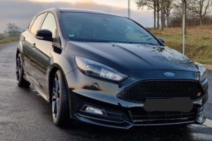 Ford Focus 149.000 km 13.600 &euro; Gründau 63584