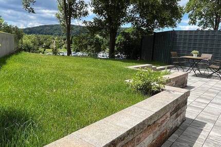 Haus Höchst - 4 Zimmer, 140 m&sup2;, 1.600&euro; | Angebot:26825739