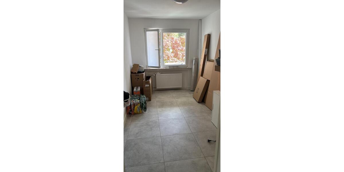 Etagenwohnung Maintal - 3 Zimmer, 65 m&sup2;, 1.100&euro; | Angebot:25999895