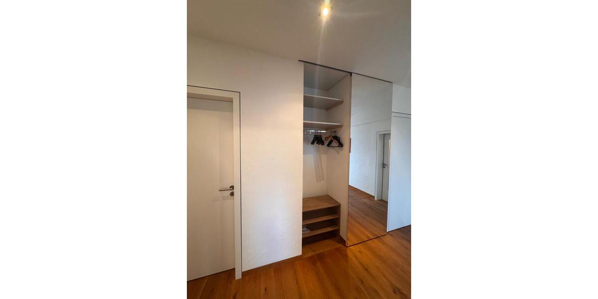 Dachgeschoßwohnung Aschaffenburg Damm - 1 Zimmer, 33 m&sup2;, 820&euro; | Angebot:24361577