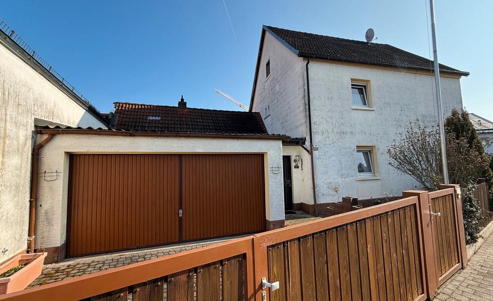 Einfamilienhaus Karlstein am Main - 6 Zimmer, 140 m&sup2;, 245.000&euro; | Angebot:26210741