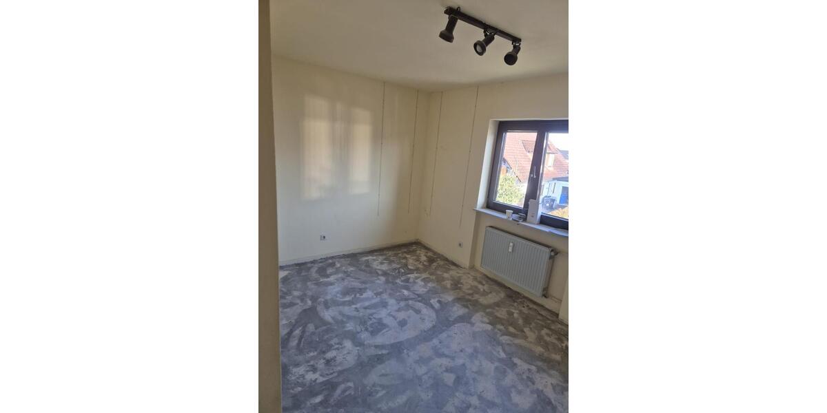 Etagenwohnung Großostheim - 4 Zimmer, 108 m&sup2;, 1.100&euro; | Angebot:25149910