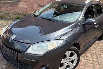 Renault Megane 199.000 km 2.498 &euro; Freudenberg 97896