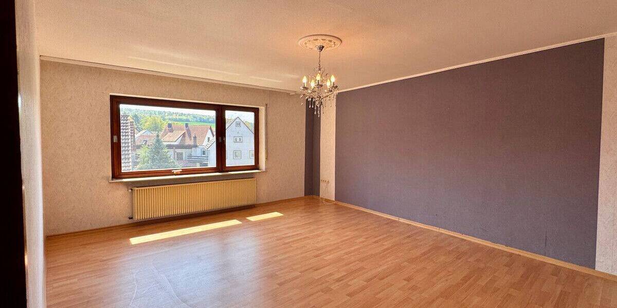 Einfamilienhaus Schaafheim Radheim - 9 Zimmer, 304 m&sup2;, 350.000&euro; | Angebot:26835119