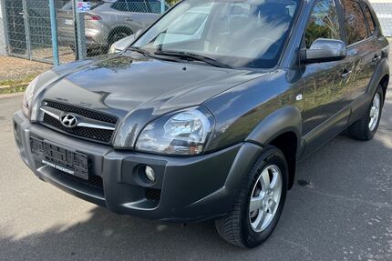 Hyundai TUCSON 157.000 km 6.690 &euro; STOCKSTADT 63811