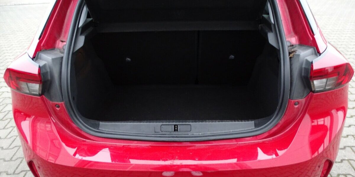 Opel Corsa F 1,2l Edition, Sitzheizung, Lenkradheizung, 56.945 km 10.790 &euro; Rodgau 63110