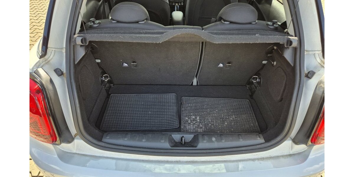 Mini Cooper SE Classic Trim Sportsitze, LED-Scheinwerfe 16.450 km 18.890 &euro; Rodgau 63110