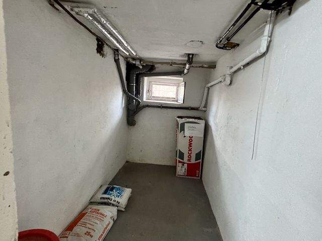 Mehrfamilienhaus, Wohnhaus Schaafheim - 9 Zimmer, 196 m&sup2;, 574.000&euro; | Angebot:25698123