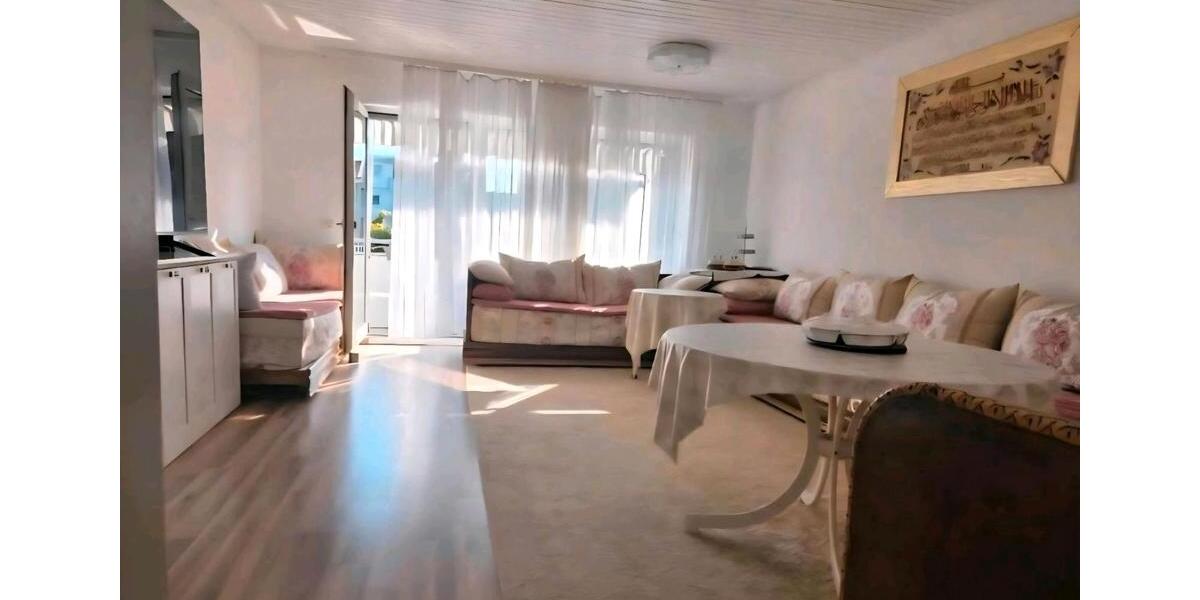 Etagenwohnung Hanau Lamboy - 3 Zimmer, 82 m&sup2;, 240.000&euro; | Angebot:26866327
