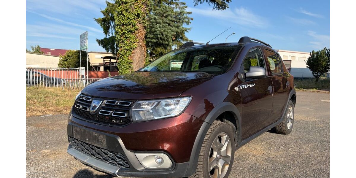 Dacia Sandero 99.365 km 4.990 &euro; Dietzenbach 63128