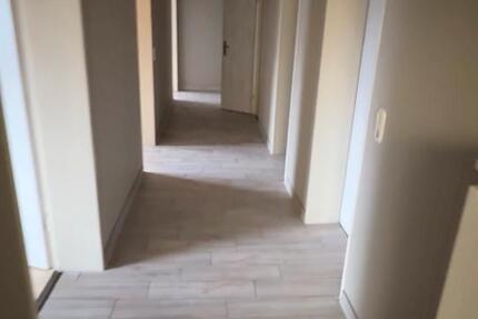 Wohnung Gelnhausen - 4 Zimmer, 100 m&sup2;, 1.450&euro; | Angebot:25885760