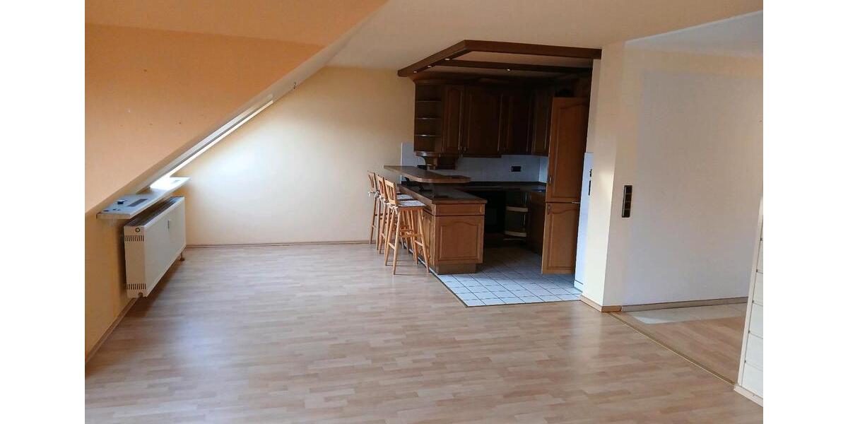Dachgeschoßwohnung Hanau Groß-Steinheim - 3 Zimmer, 74 m&sup2;, 289.000&euro; | Angebot:24702772