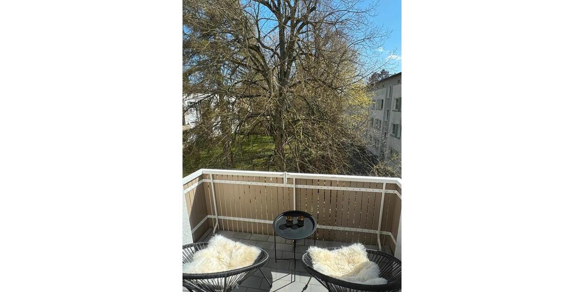 Etagenwohnung Maintal - 1.5 Zimmer, 38 m&sup2;, 1.250&euro; | Angebot:26007443