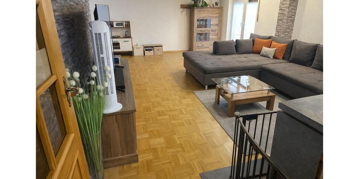 Etagenwohnung Flörsbachtal - 4 Zimmer, 100 m&sup2;, 650&euro; | Angebot:26039779
