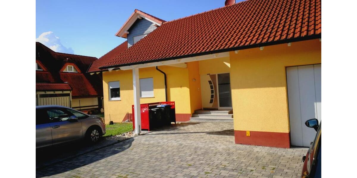 Etagenwohnung Großostheim - 4 Zimmer, 120 m&sup2;, 1.200&euro; | Angebot:24351821