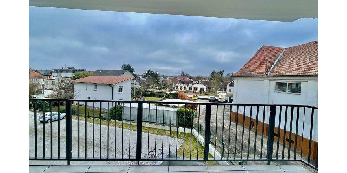 Etagenwohnung Obertshausen / Hausen Obertshausen - 4 Zimmer, 116 m&sup2;, 1.680&euro; | Angebot:25705214