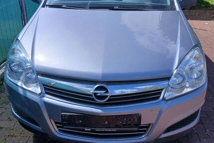 Opel Astra 114.000 km 2.400 &euro; Hanau 63457