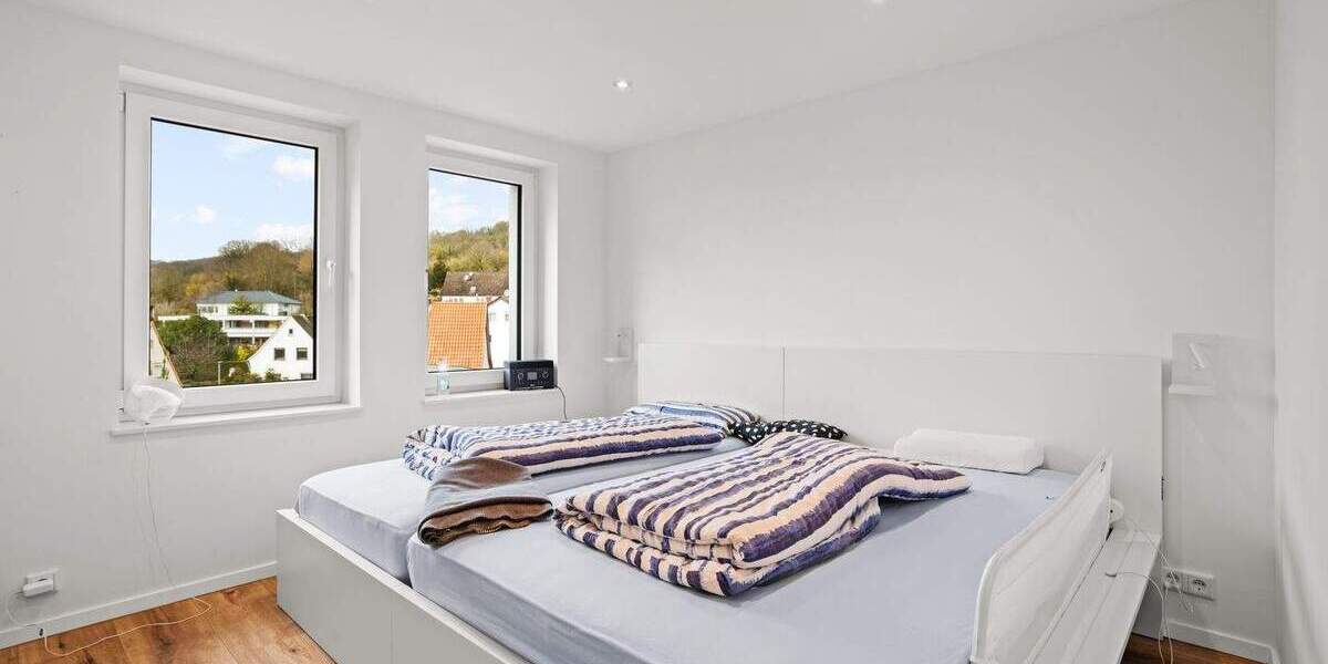 Einfamilienhaus Gelnhausen - 6 Zimmer, 196 m&sup2;, 875.000&euro; | Angebot:25685338