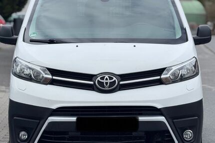 Toyota Proace (Verso) 179.000 km 10.450 &euro; Dieburg 64807
