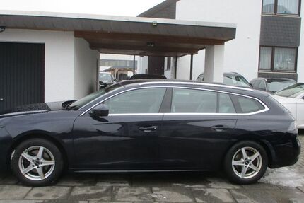 Peugeot 508 94.376 km 13.989 &euro; Babenhausen 64832