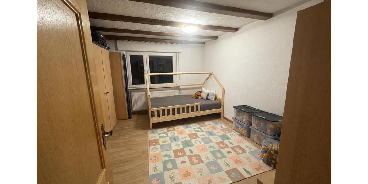 Etagenwohnung Flörsbachtal - 4 Zimmer, 100 m&sup2;, 650&euro; | Angebot:26039779