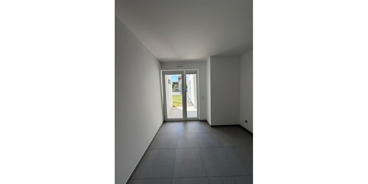 Luxus Wohnung mit 4 Zimmern und viel Platz + Privatem Garten in Sulzbach am Main - Appartement Sulzbach am Main | Angebot:27201721