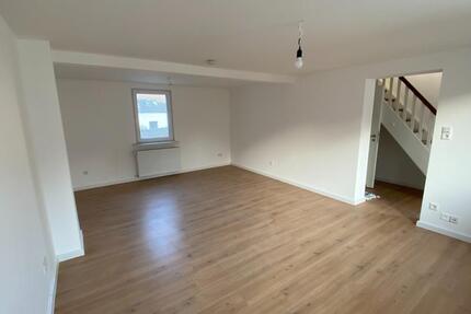 Haus Bessenbach - 5.5 Zimmer, 127 m&sup2;, 1.460&euro; | Angebot:25626134