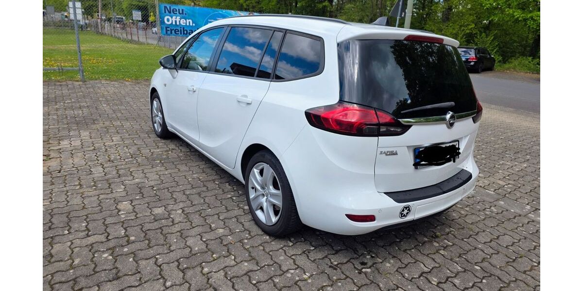 Opel Zafira Tourer 162.000 km 4.999 &euro; Maintal 63477