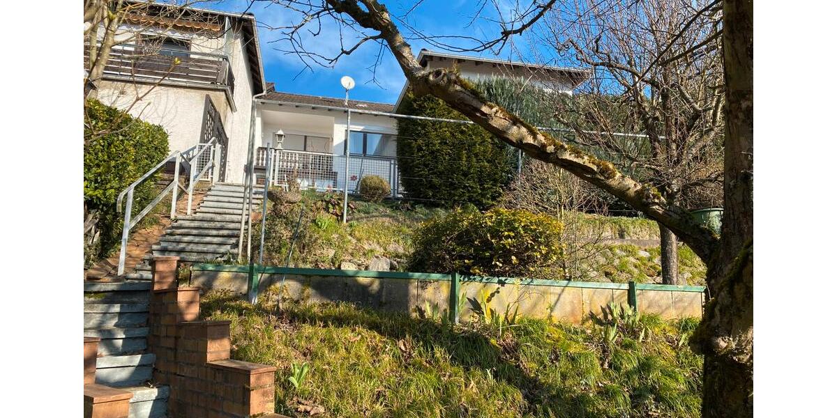 Reihenhaus Breuberg - 5 Zimmer, 166 m&sup2;, 350.000&euro; | Angebot:25456863