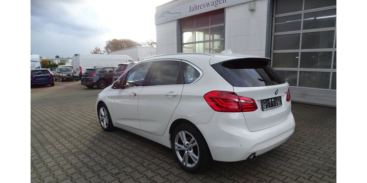 BMW 218 Active Tourer d Panoramadach, Leder, LED Schei 114.982 km 14.990 &euro; Rodgau 63110